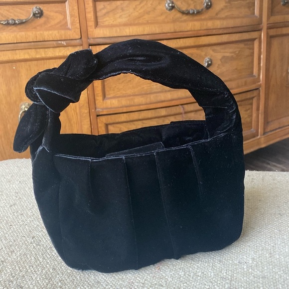 J. Crew Velvet handbag - Picture 1 of 5